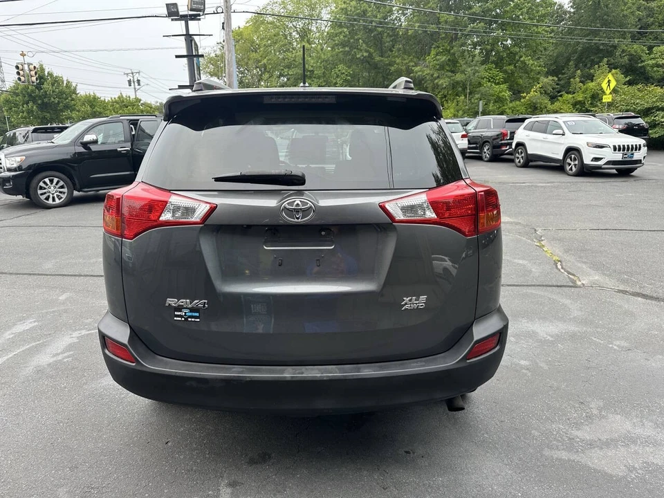 2013 Toyota RAV4 4th Gen - Image 6 of 21