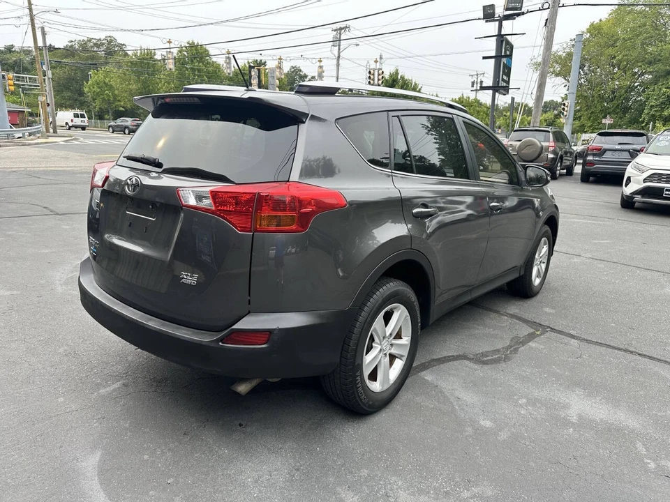 2013 Toyota RAV4 4th Gen - Image 7 of 21