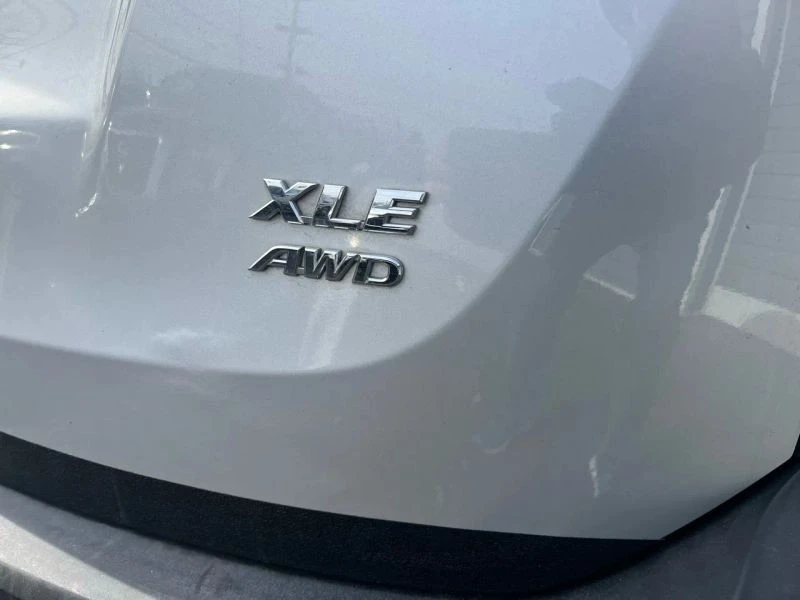 2013 Toyota RAV4 4th Gen - Image 6 of 12
