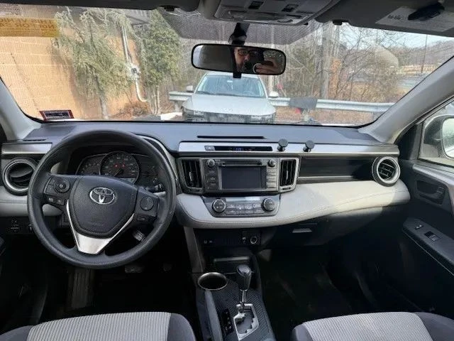 2013 Toyota RAV4 4th Gen - Image 10 of 11