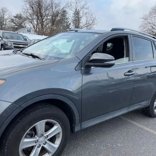 2013 Toyota RAV4 4th Gen - Image 2 of 12