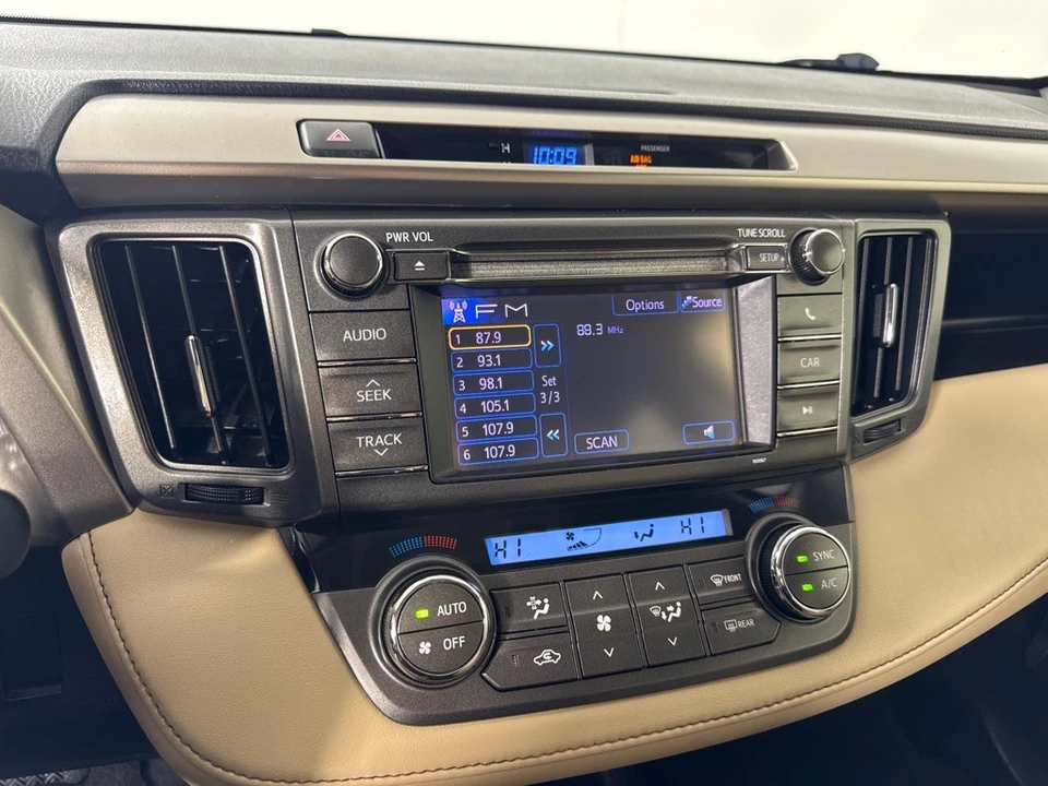 2013 Toyota RAV4 4th Gen - Image 19 of 21