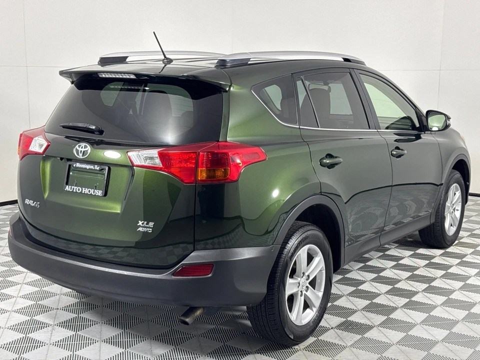 2013 Toyota RAV4 4th Gen - Image 5 of 21