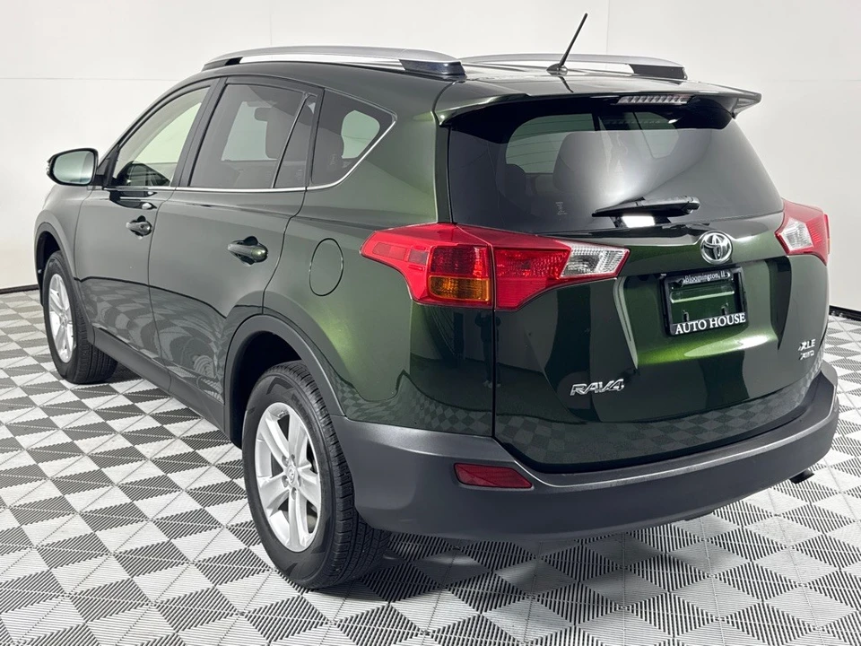 2013 Toyota RAV4 4th Gen - Image 7 of 21