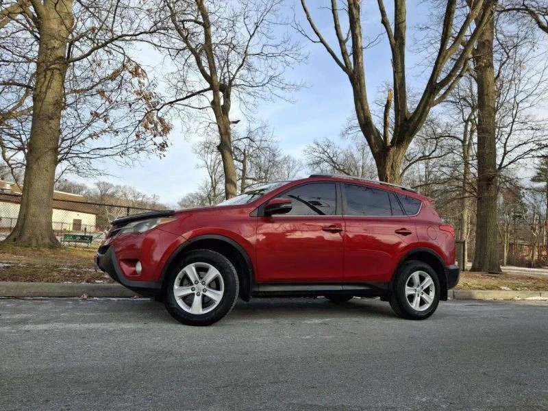 2013 Toyota RAV4 4th Gen - Image 2 of 12