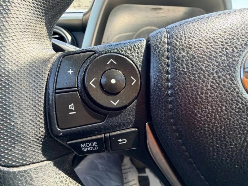 2013 Toyota RAV4 4th Gen - Image 5 of 12