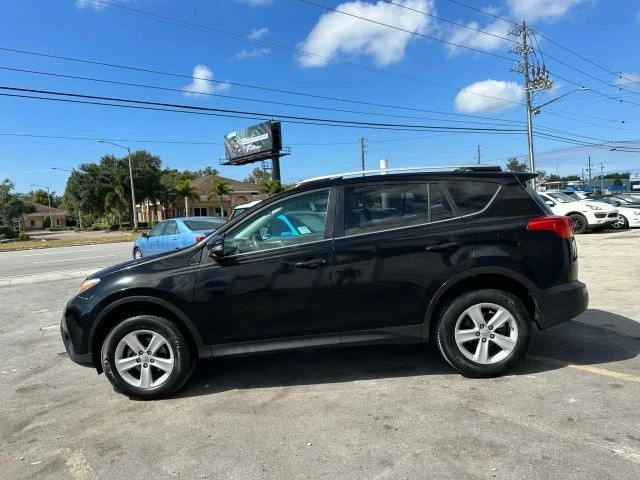 2013 Toyota RAV4 4th Gen - Image 5 of 12