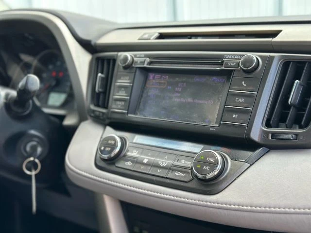 2013 Toyota RAV4 4th Gen - Image 11 of 12
