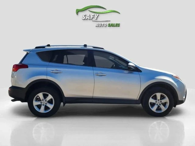 2013 Toyota RAV4 4th Gen - Image 8 of 21