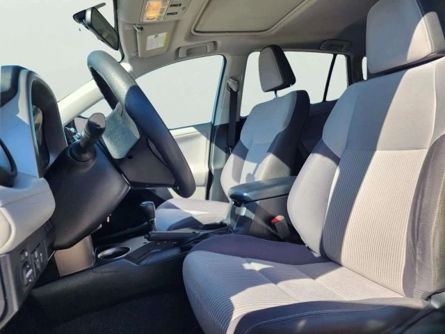 2013 Toyota RAV4 4th Gen - Image 14 of 21