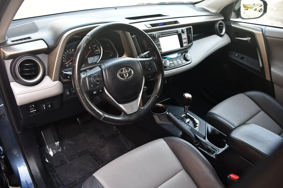 2013 Toyota RAV4 4th Gen - Image 13 of 20