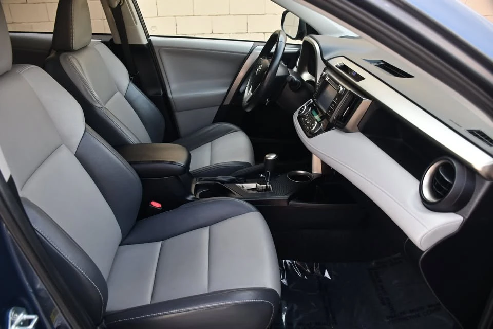 2013 Toyota RAV4 4th Gen - Image 17 of 20