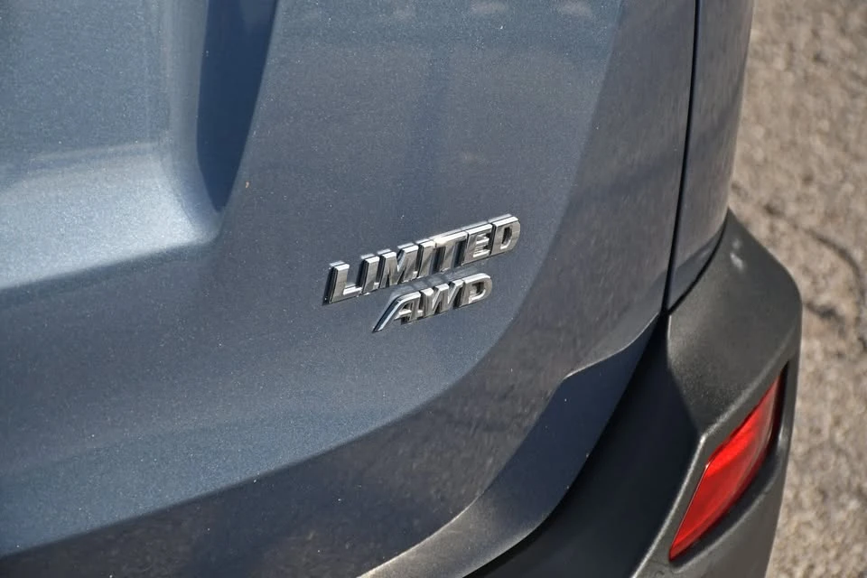 2013 Toyota RAV4 4th Gen - Image 11 of 20