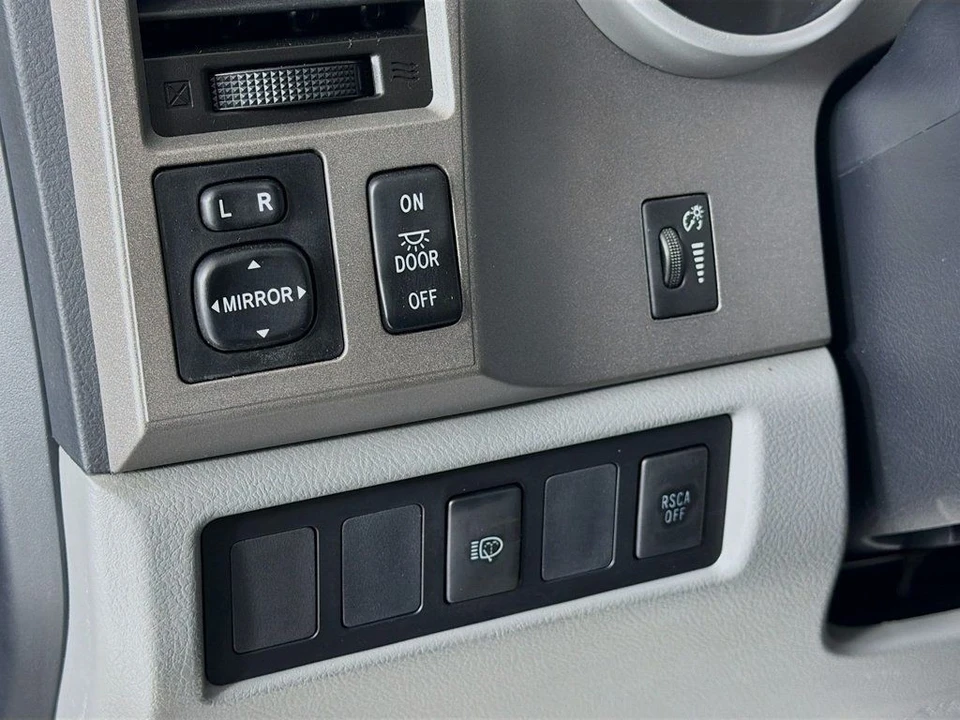 2013 Toyota Sequoia 2nd Gen - Image 10 of 12