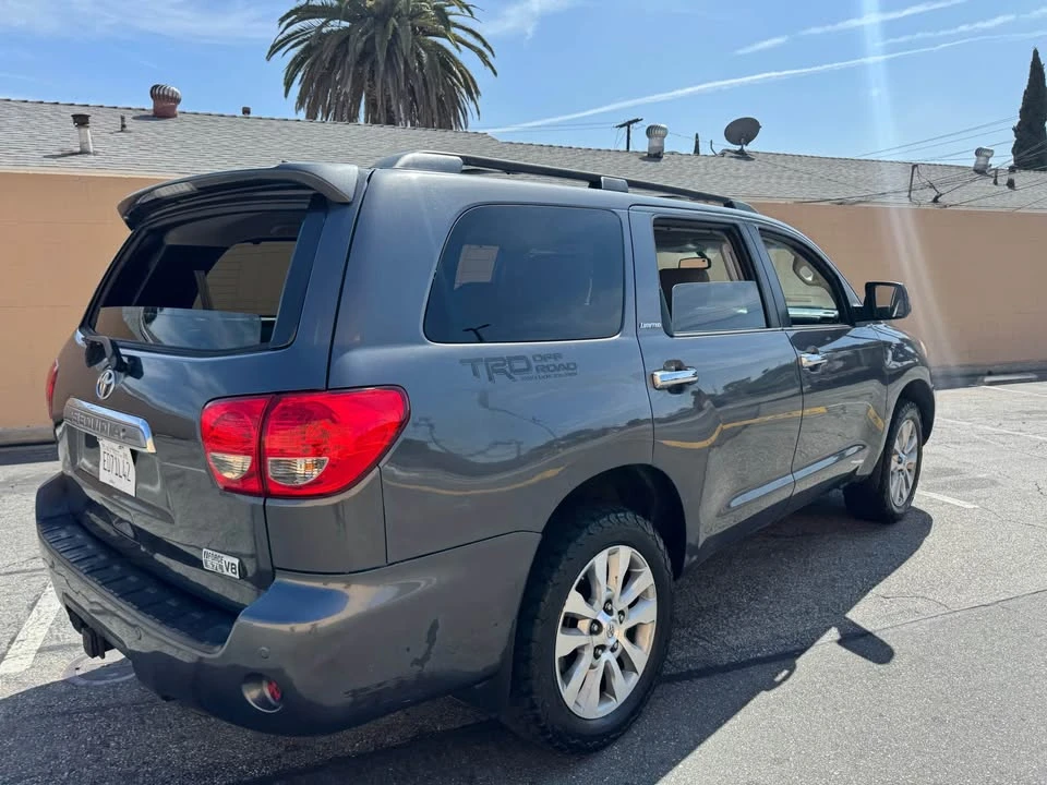 2013 Toyota Sequoia 2nd Gen - Image 6 of 10