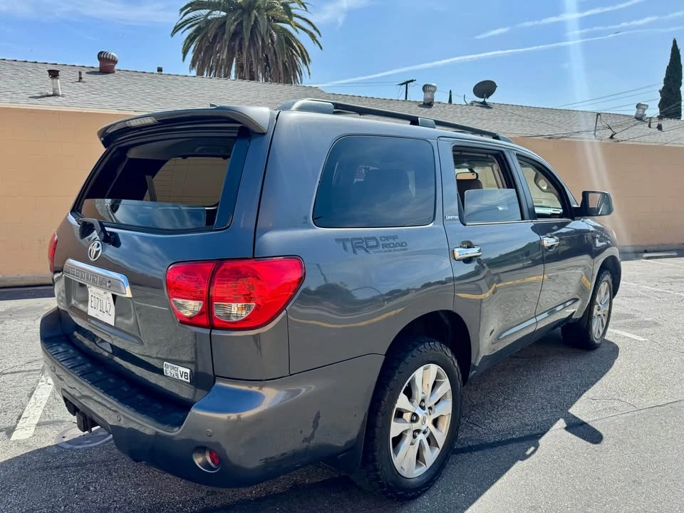 2013 Toyota Sequoia 2nd Gen - Image 5 of 10