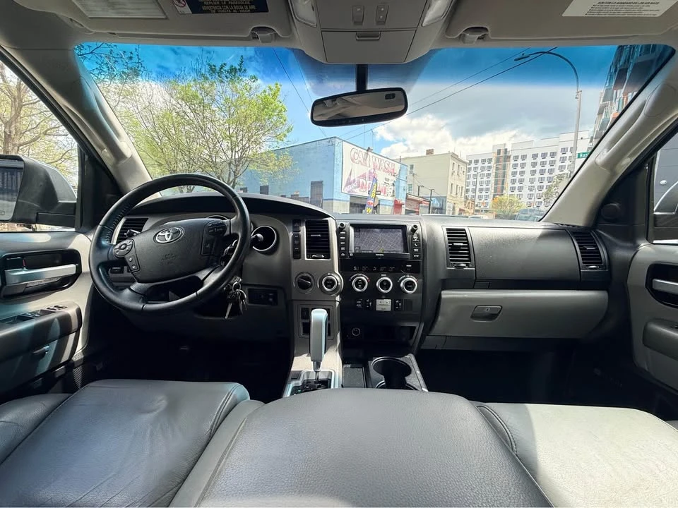 2013 Toyota Sequoia 2nd Gen - Image 5 of 11