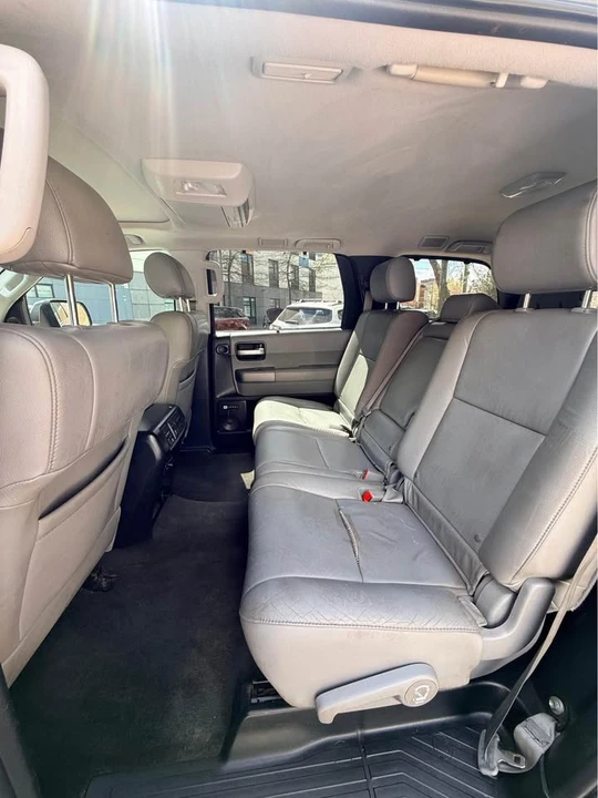 2013 Toyota Sequoia 2nd Gen - Image 4 of 11