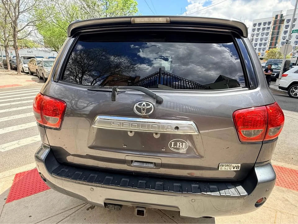 2013 Toyota Sequoia 2nd Gen - Image 7 of 11