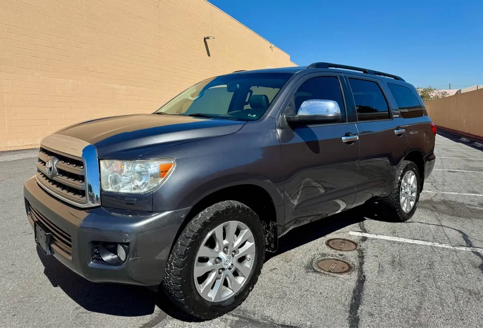 2013 Toyota Sequoia 2nd Gen - Image 2 of 15