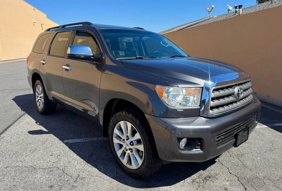2013 Toyota Sequoia 2nd Gen - Image 7 of 15