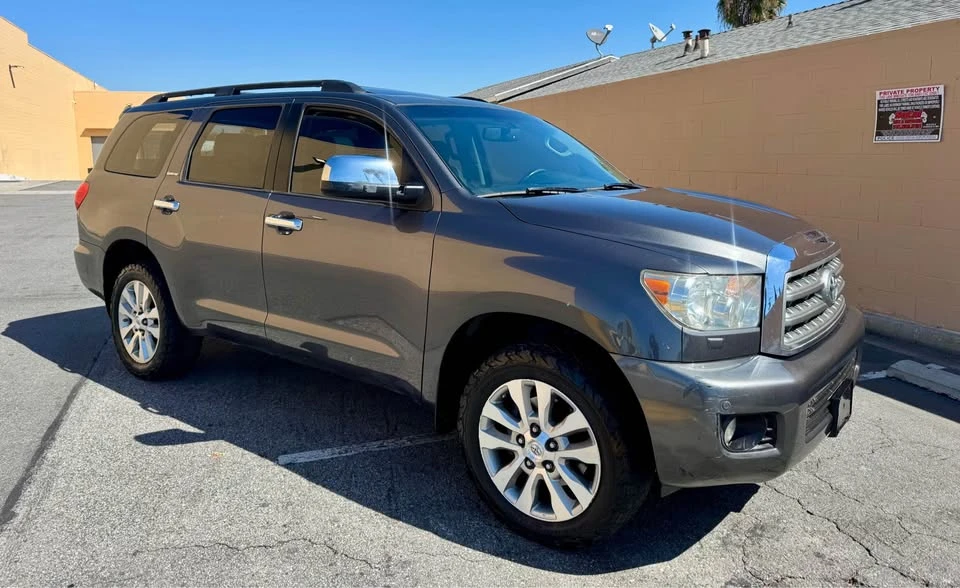 2013 Toyota Sequoia 2nd Gen - Image 6 of 15