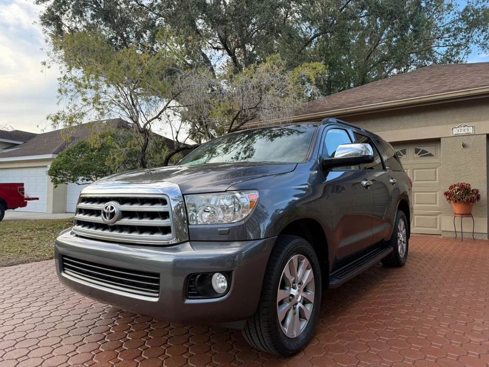 2013 Toyota Sequoia 2nd Gen - Image 8 of 21