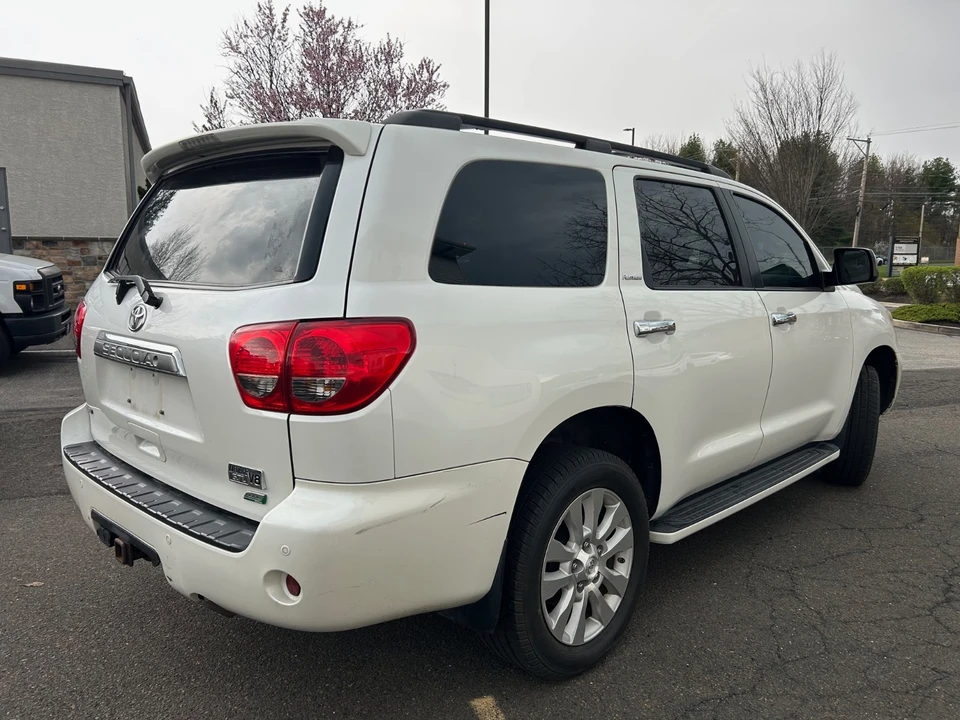 2013 Toyota Sequoia 2nd Gen - Image 4 of 20
