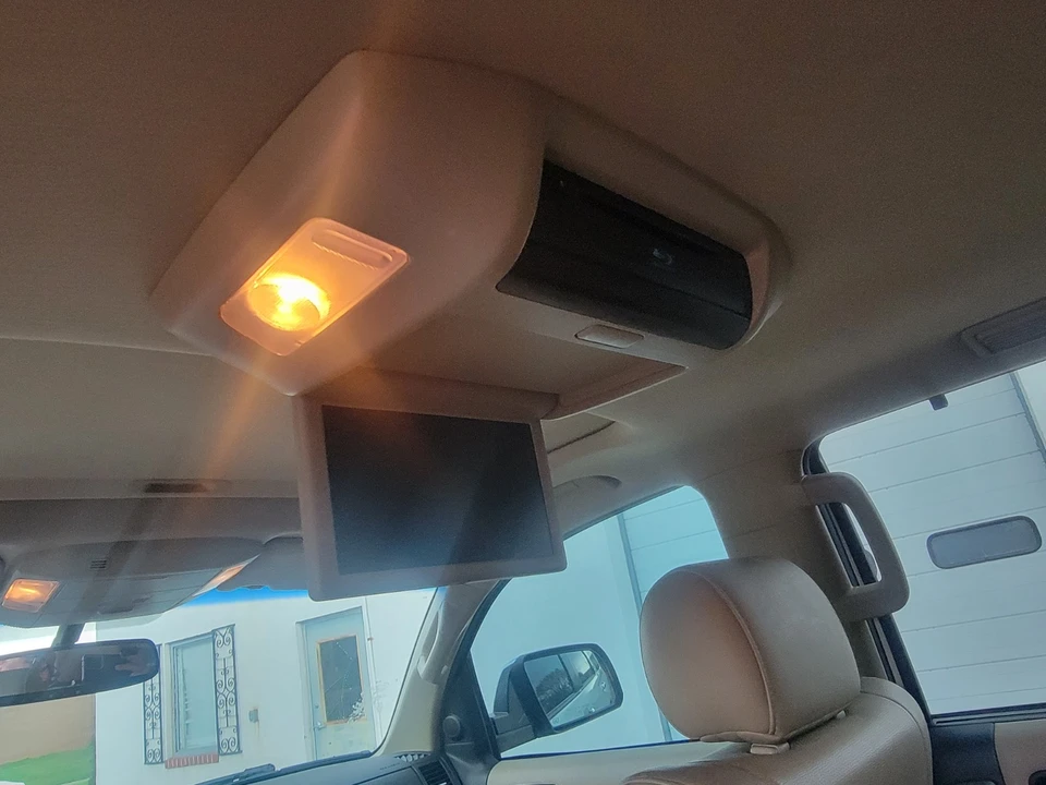 2013 Toyota Sequoia 2nd Gen - Image 16 of 20