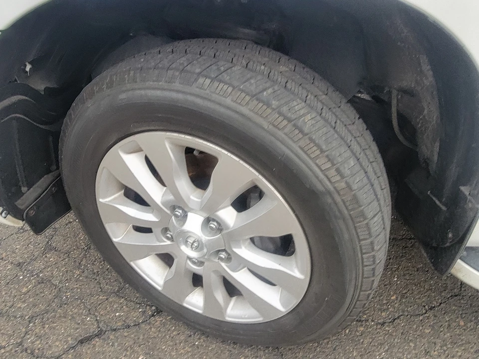 2013 Toyota Sequoia 2nd Gen - Image 13 of 20