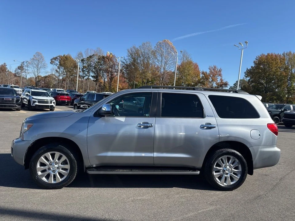 2013 Toyota Sequoia 2nd Gen - Image 2 of 12