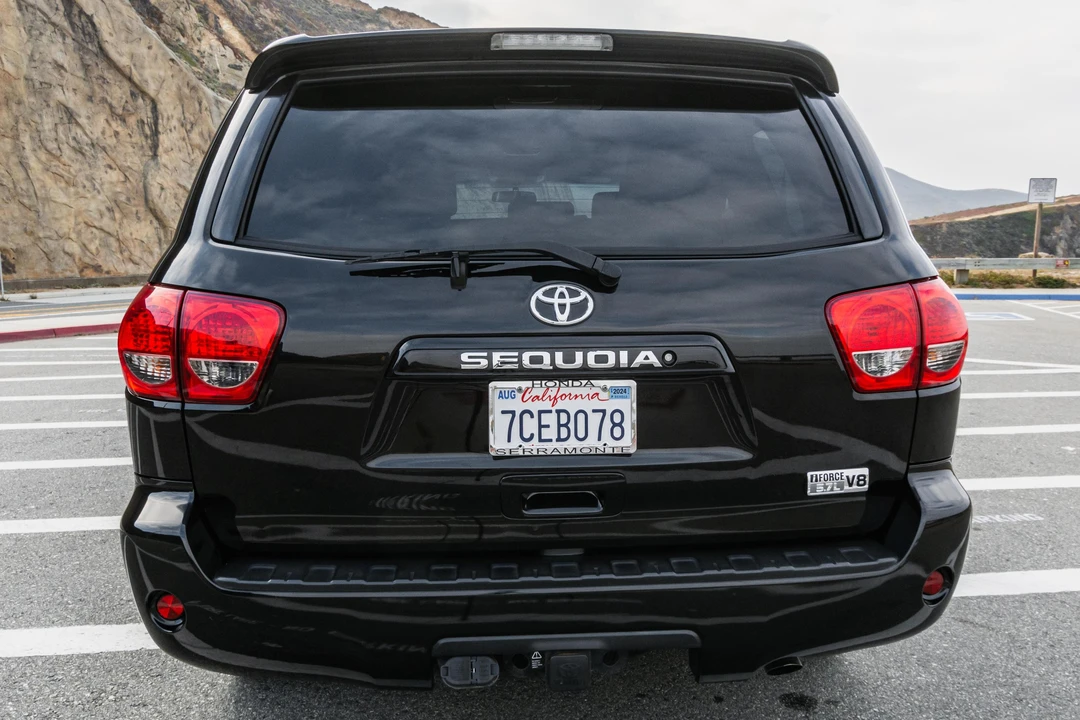 2013 Toyota Sequoia 2nd Gen - Image 5 of 31