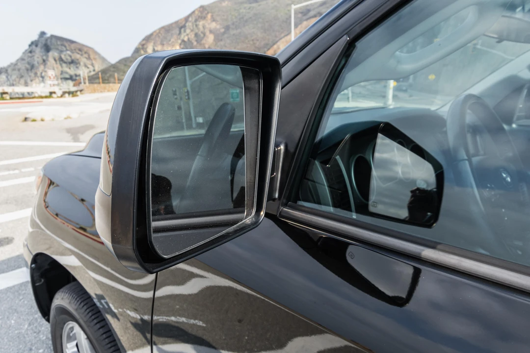 2013 Toyota Sequoia 2nd Gen - Image 16 of 31