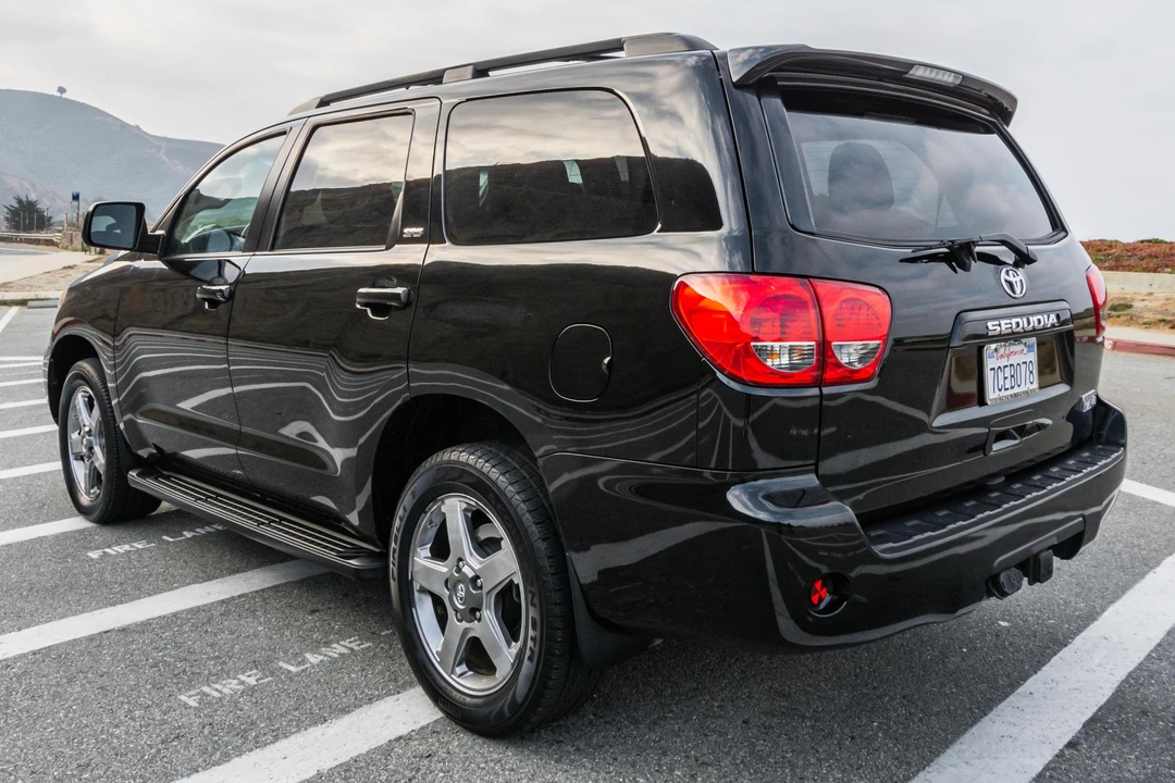 2013 Toyota Sequoia 2nd Gen - Image 4 of 31