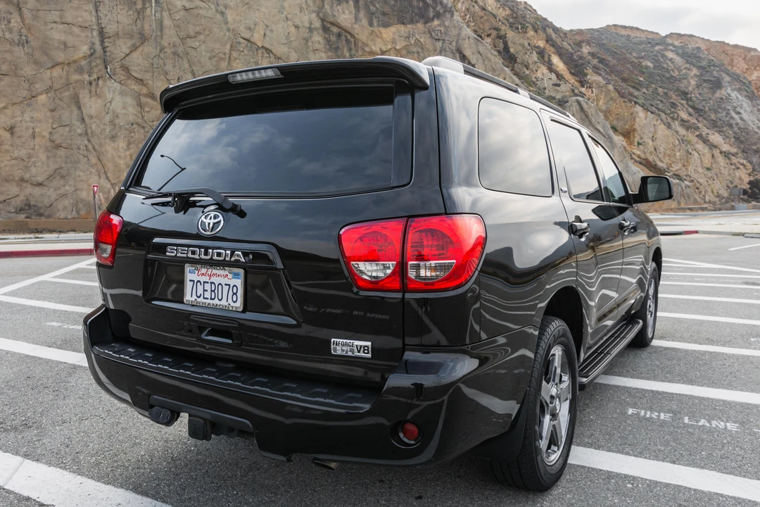 2013 Toyota Sequoia 2nd Gen - Image 8 of 31