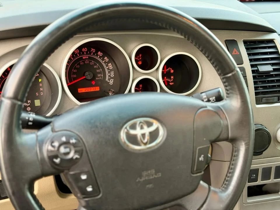 2013 Toyota Sequoia 2nd Gen - Image 17 of 17