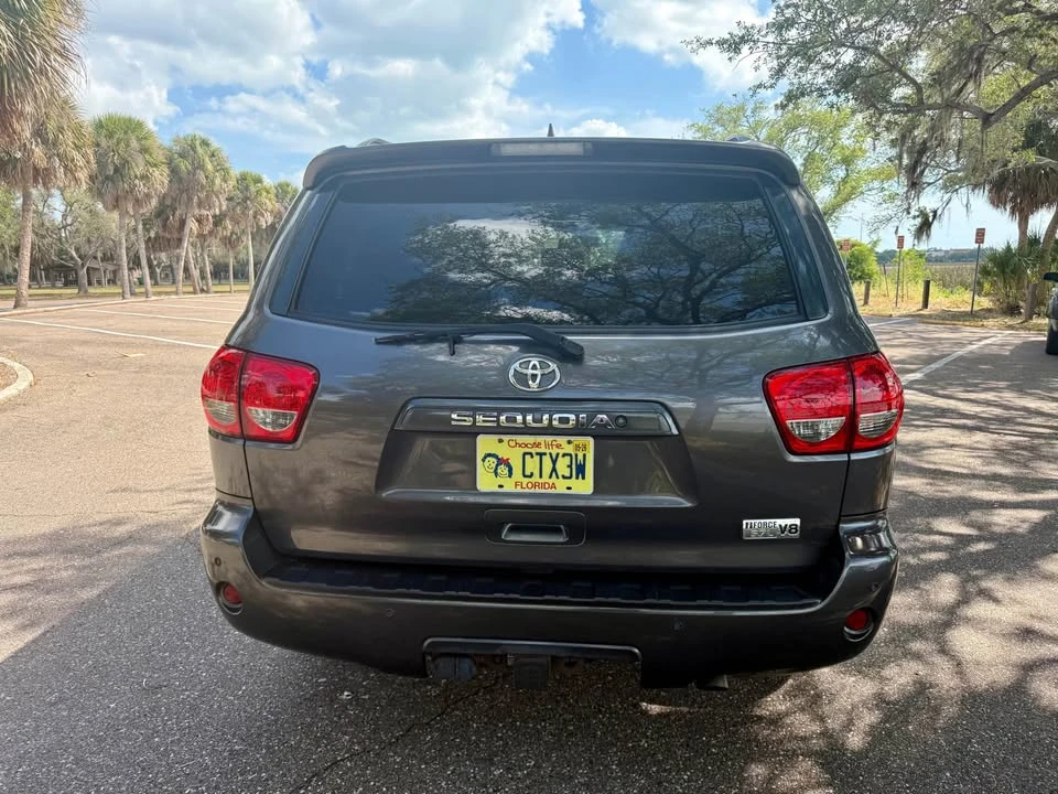 2013 Toyota Sequoia 2nd Gen - Image 8 of 14