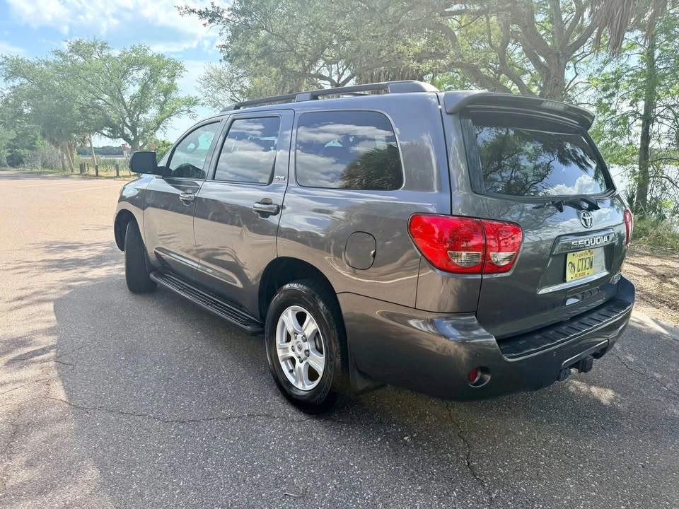 2013 Toyota Sequoia 2nd Gen - Image 7 of 14