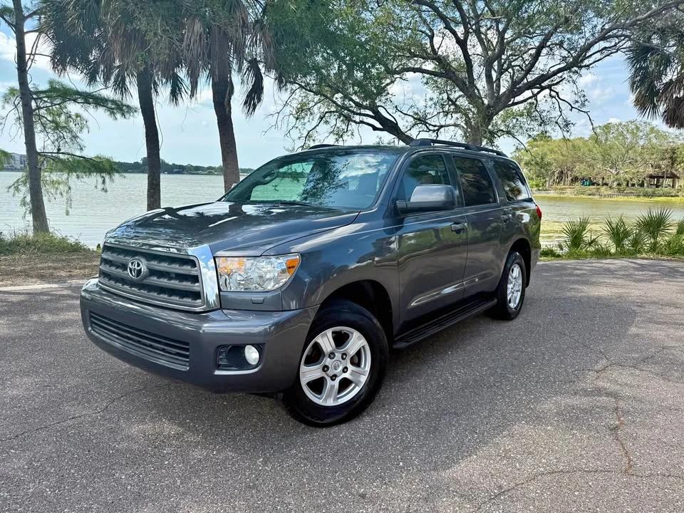 2013 Toyota Sequoia 2nd Gen - Image 2 of 14