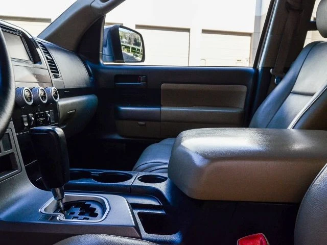 2013 Toyota Sequoia 2nd Gen - Image 13 of 21