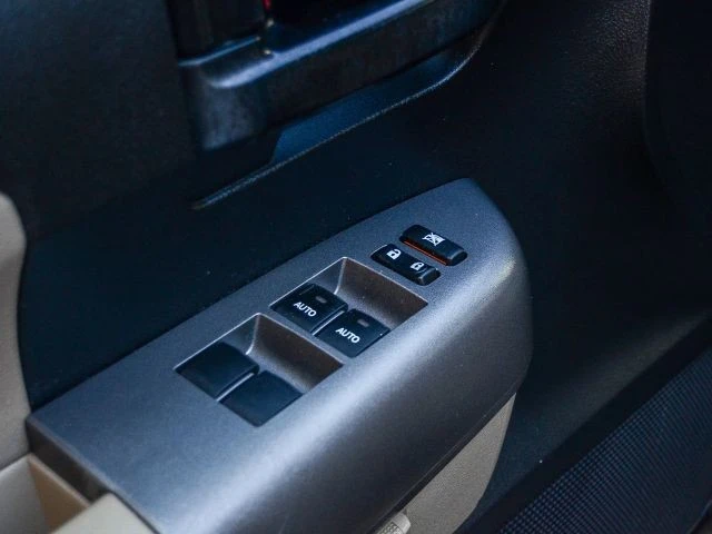 2013 Toyota Sequoia 2nd Gen - Image 15 of 21