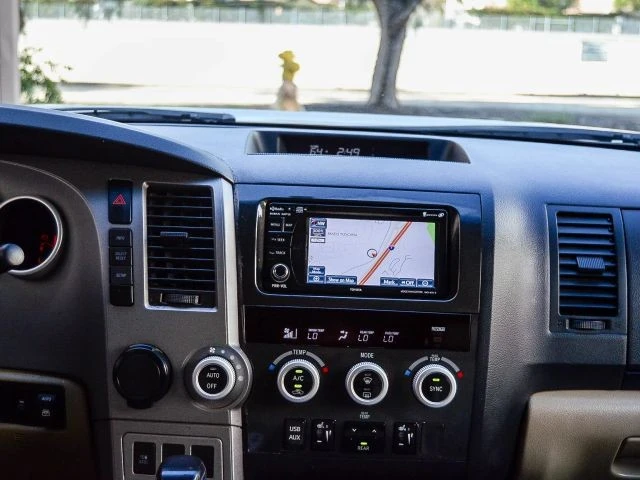 2013 Toyota Sequoia 2nd Gen - Image 3 of 21