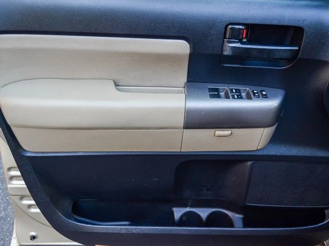 2013 Toyota Sequoia 2nd Gen - Image 14 of 21