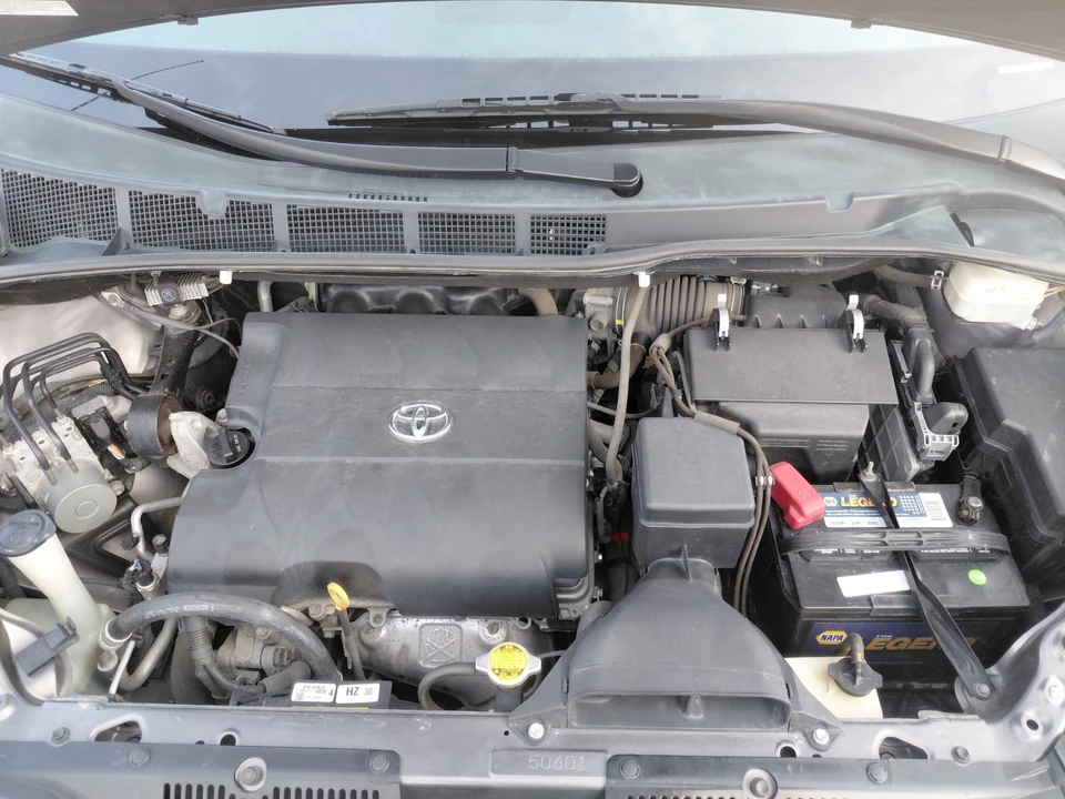 2013 Toyota Sienna 3rd Gen - Image 9 of 17