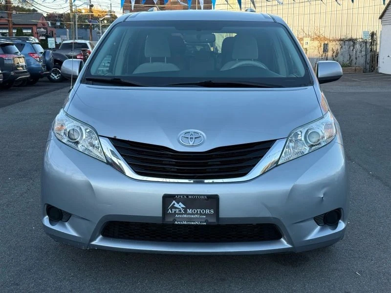 2013 Toyota Sienna 3rd Gen - Image 2 of 12