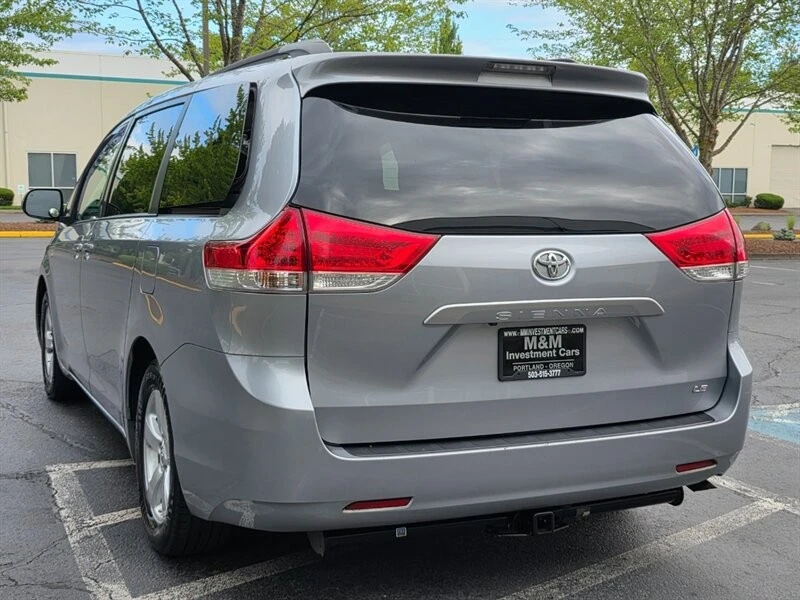 2013 Toyota Sienna 3rd Gen - Image 7 of 21