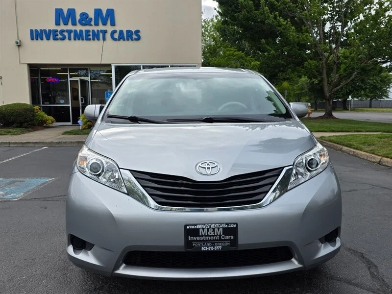 2013 Toyota Sienna 3rd Gen - Image 5 of 21