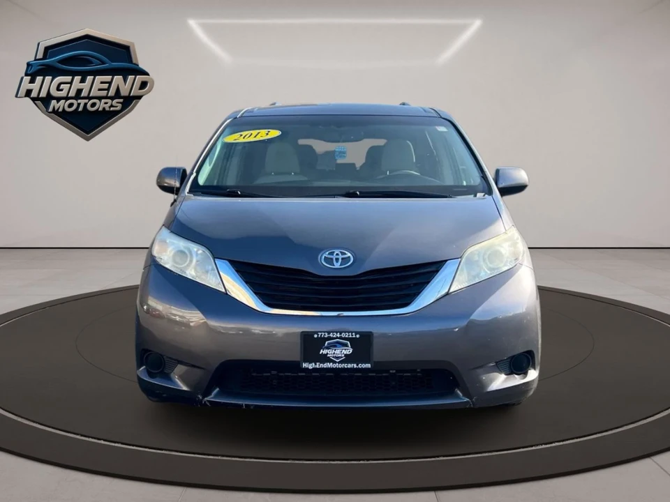 2013 Toyota Sienna 3rd Gen - Image 9 of 21