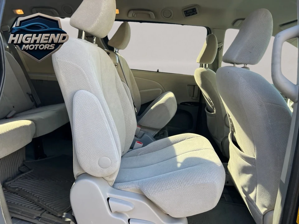 2013 Toyota Sienna 3rd Gen - Image 21 of 21