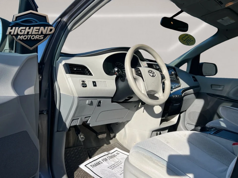 2013 Toyota Sienna 3rd Gen - Image 13 of 21